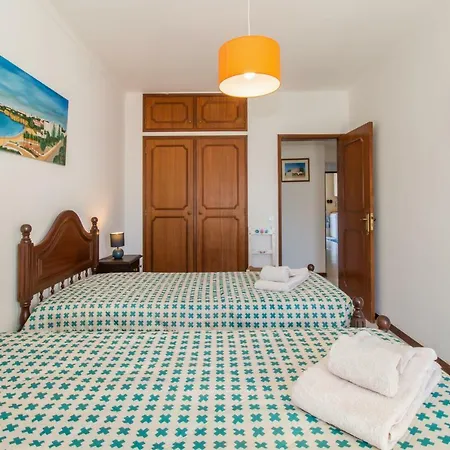 Beach House In Armacao * Armacao de Pera